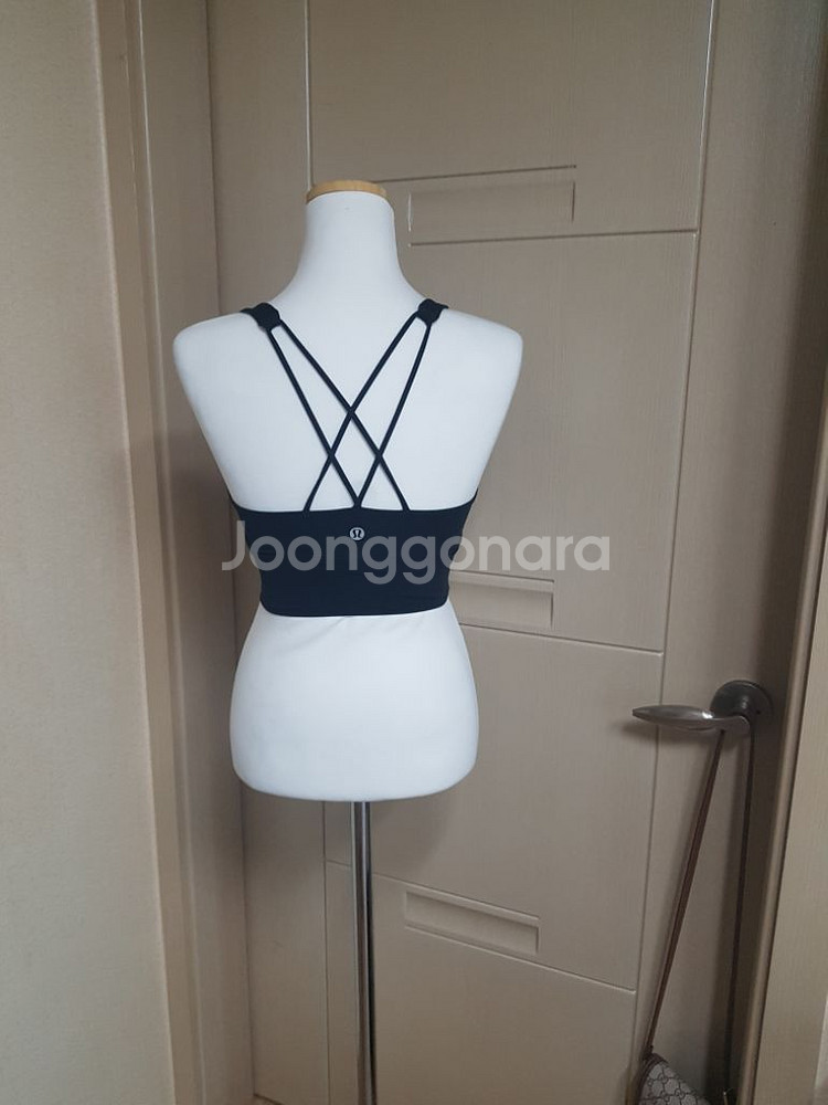 룰루레몬 상의--0