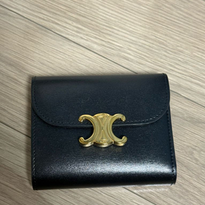 셀린느 스몰 월렛 트리옹프 샤이니 카프스킨 블랙 지갑