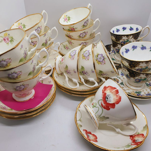 로얄알버트 100주년 찻잔 1조값 (새상품