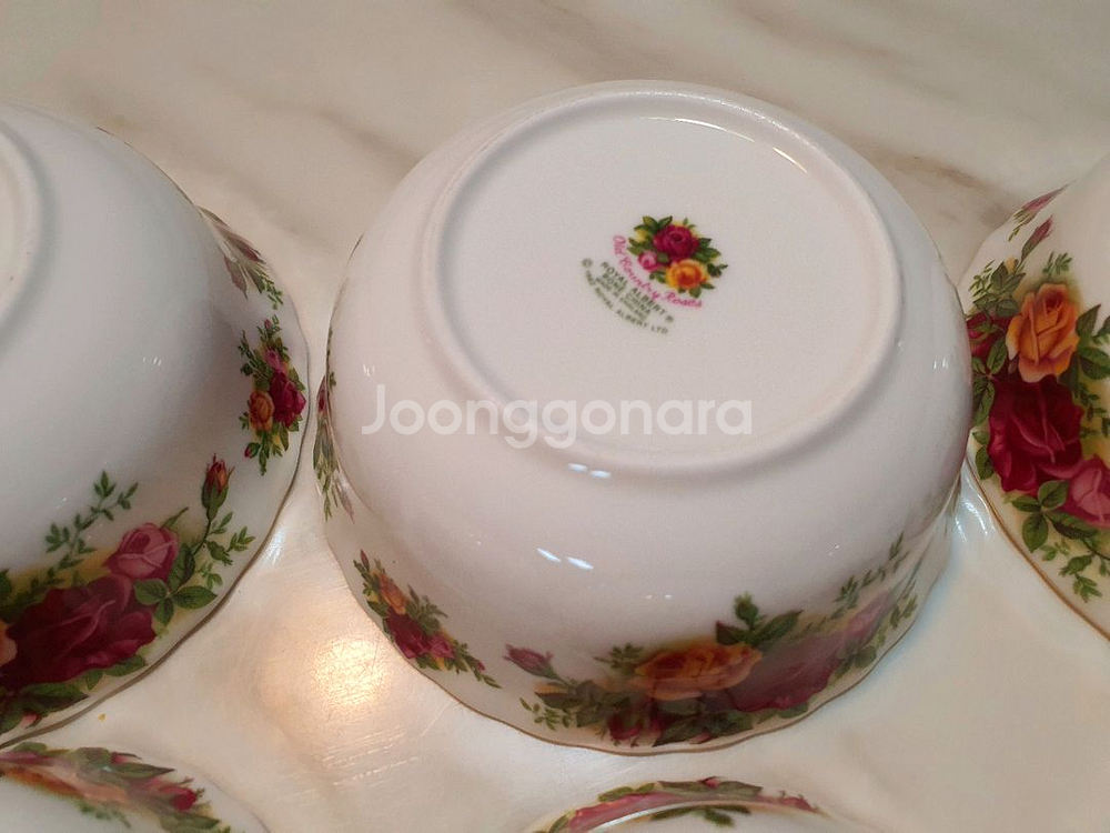 영국 로얄알버트 황실장미 밥공기4국그릇4 개당값--8