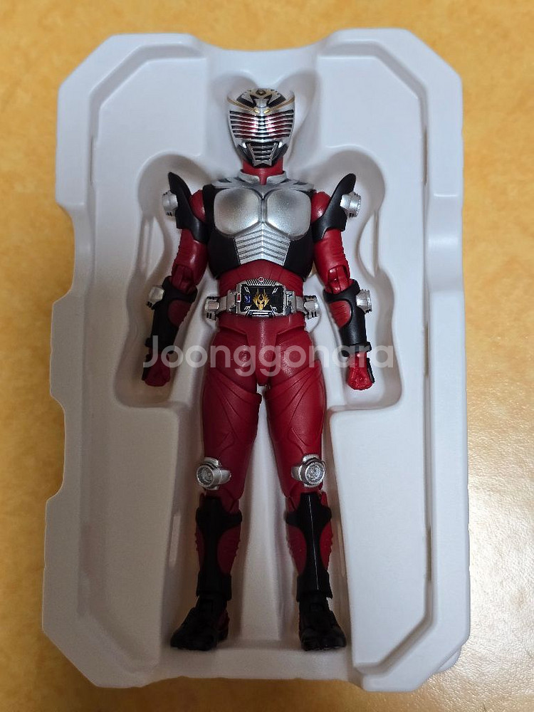 진골조제 SHF 가면라이더 류우키 판매합니다--1