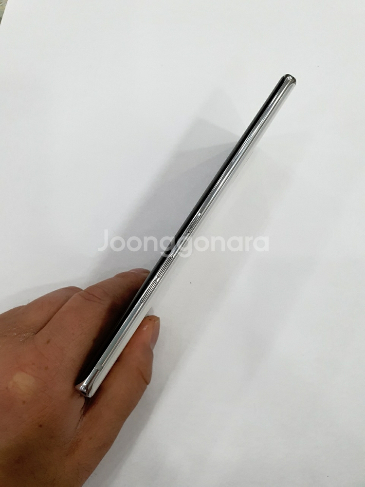 LG 벨벳 128GB 화이트 상태굿 정상단말기 입니다.--5