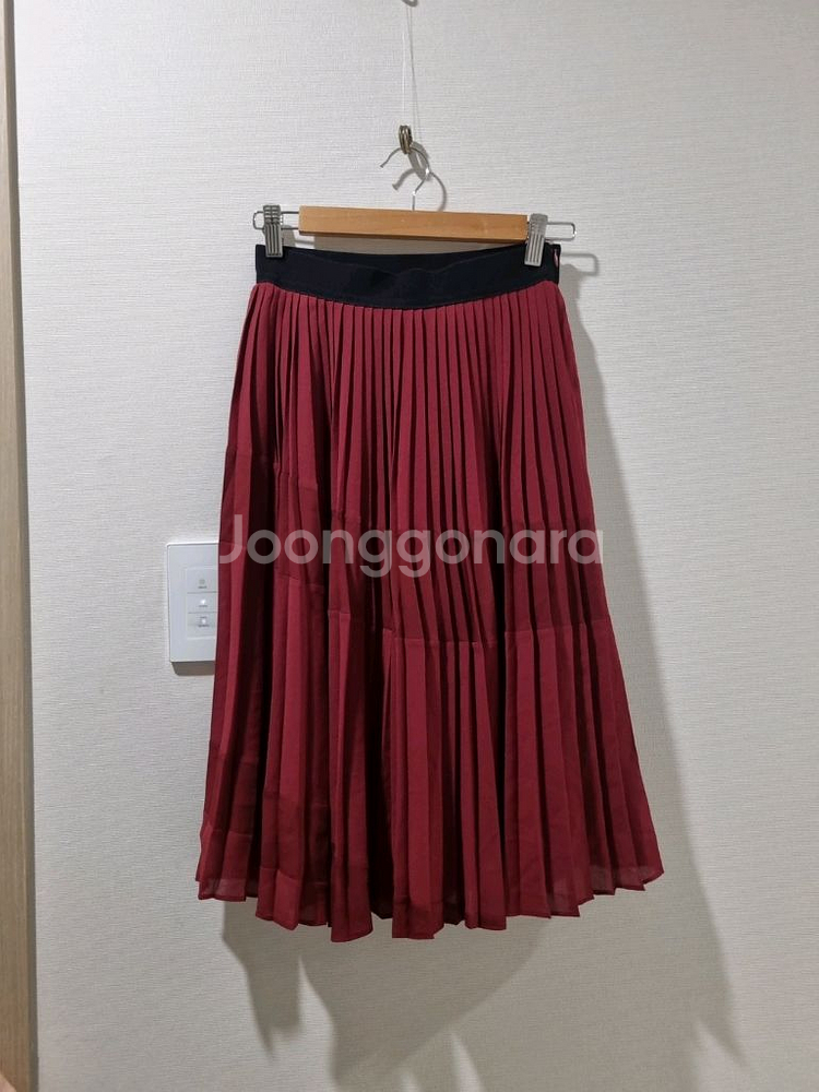 한섬 SJSJ 밴딩 플리츠 스커트 새상품--0