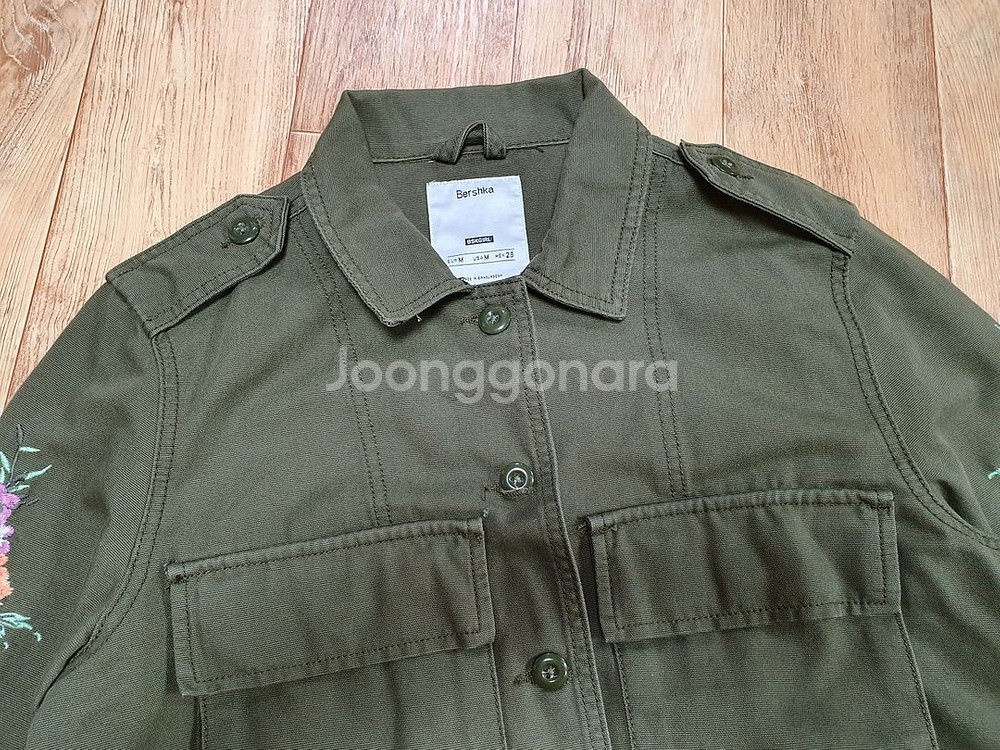 헬베티카 하트버튼 트위드자켓/버쉬카 자수 야상자켓--7