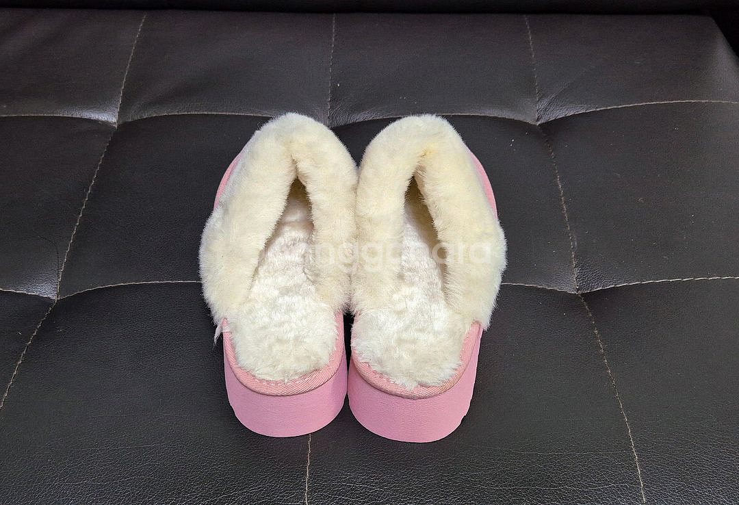 [새상품] 핑크 통굽 키높이 어그 슬리퍼(235)--5