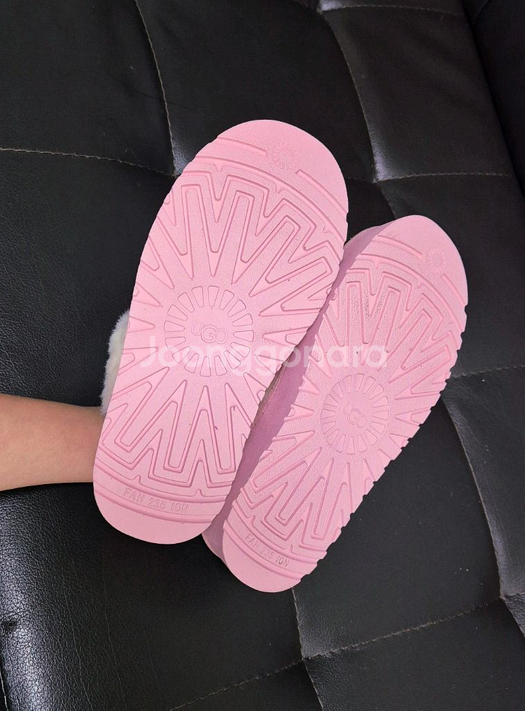 [새상품] 핑크 통굽 키높이 어그 슬리퍼(235)--9