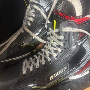 하키스케이트 bauer 2xpro 9ee팝니다