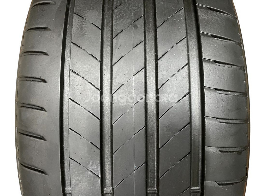 255 40 20(중고)브리지스톤 투란자 2본가격--2