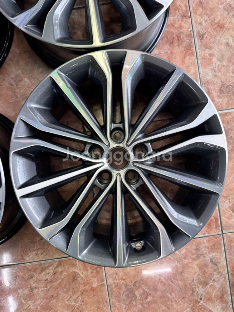 제네시스dh 18인치 순정 휠세트 팝니다--1