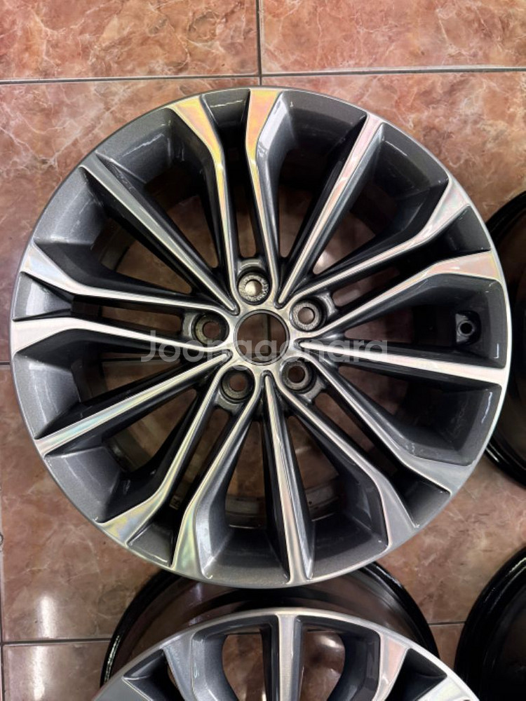 제네시스dh 18인치 순정 휠세트 팝니다--4