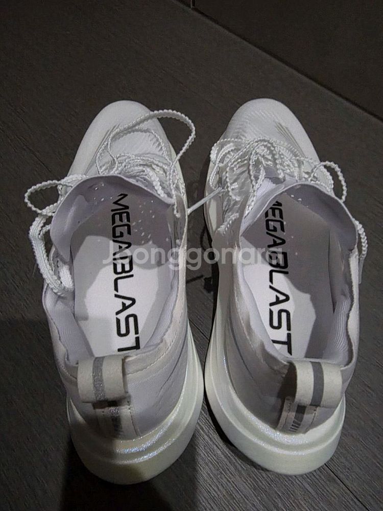 아식스 메가블라스트 화이트 흰색 250mm--2