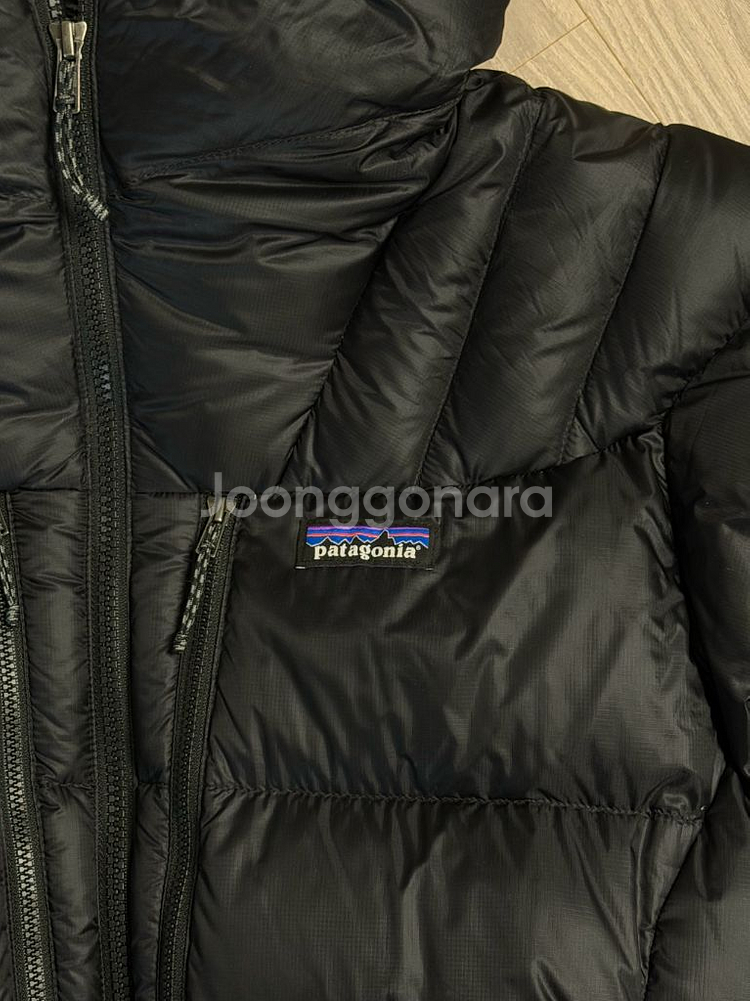 파타고니아 피츠로이 패딩 우먼 L 블랙--2