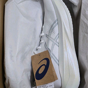 아식스 메가블라스트 270 새상품 판매