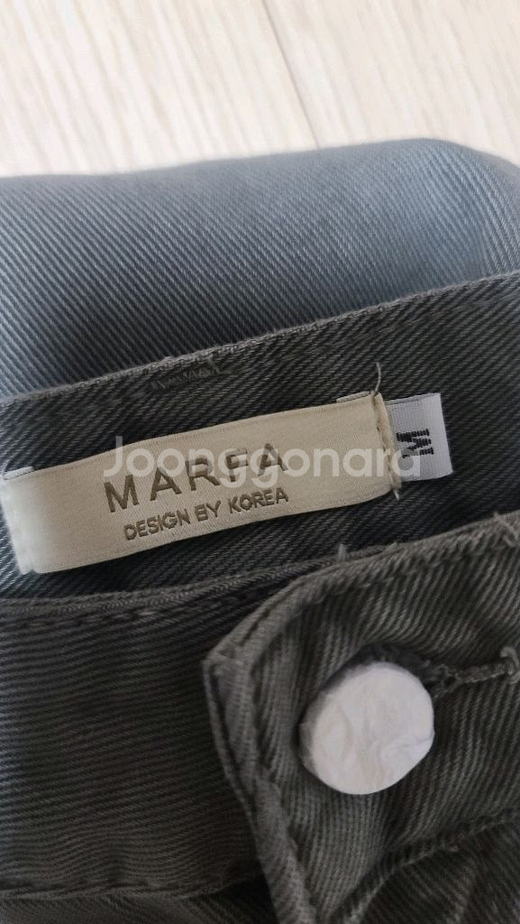 marfa 말파 핀턱 카키면바지 m사이즈--2