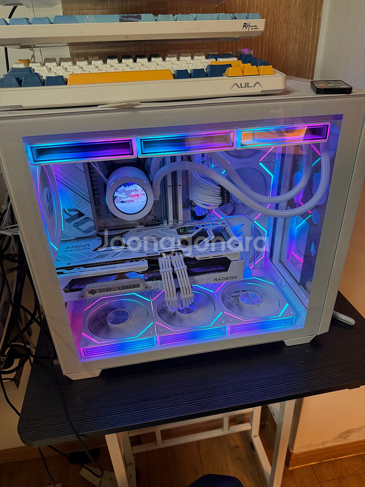 9800X3D , RX9070XT 컴퓨터 본체--2