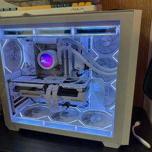9800X3D , RX9070XT 컴퓨터 본체