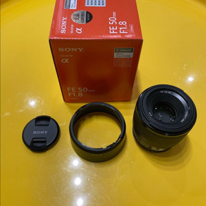 소니 알파 FE 50mm F1.8 렌즈 판매합니다