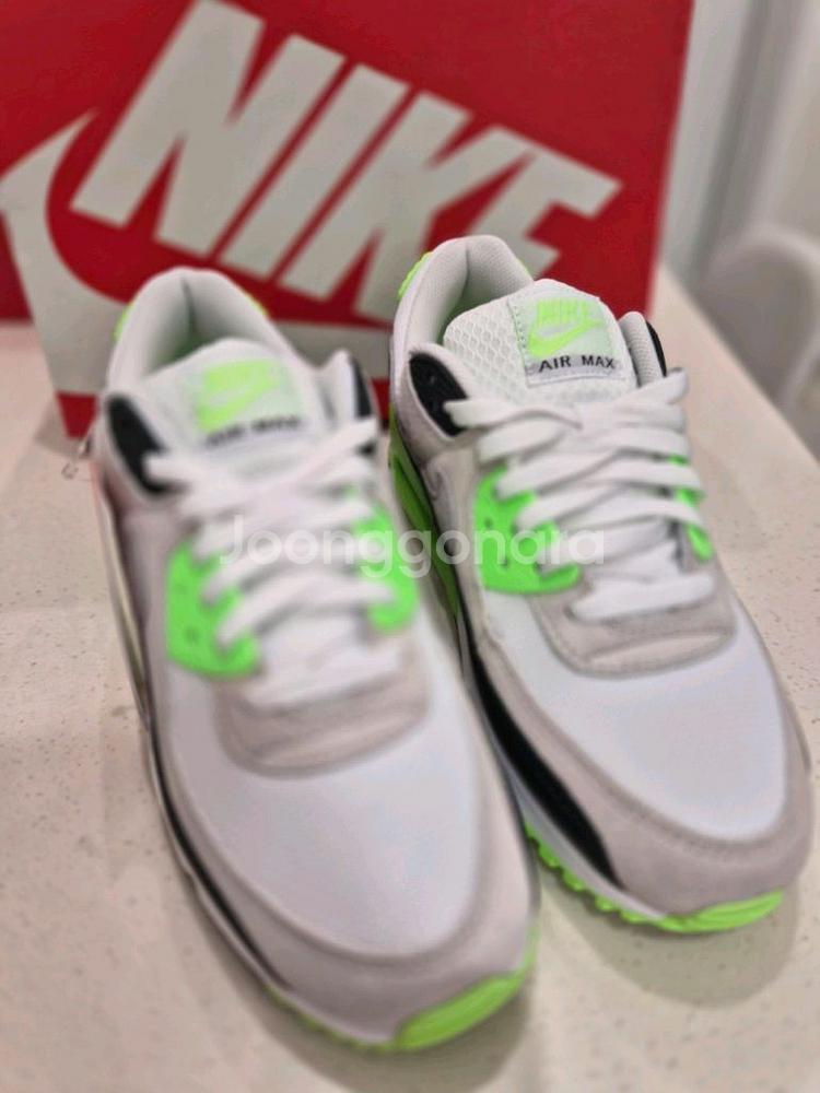 나이키 에어맥스90 새상품--1