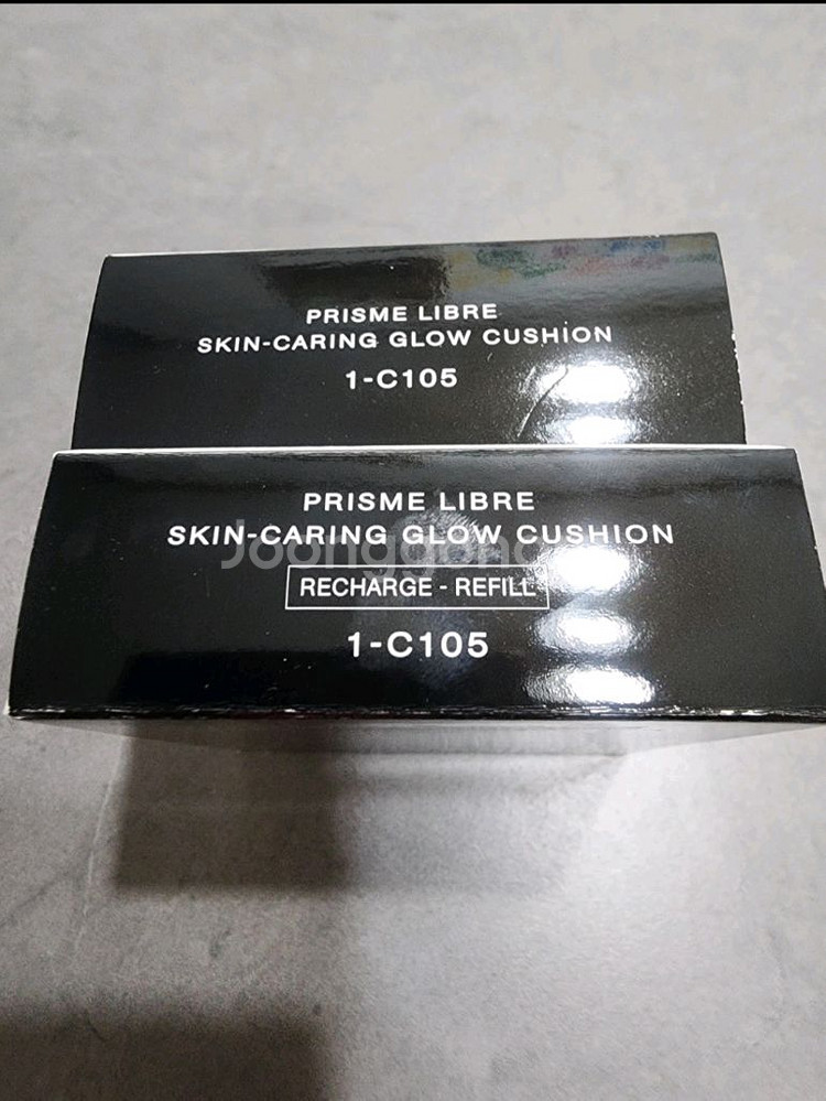 [새상품]지방시 스킨 글로우 쿠션 (C-105)--4