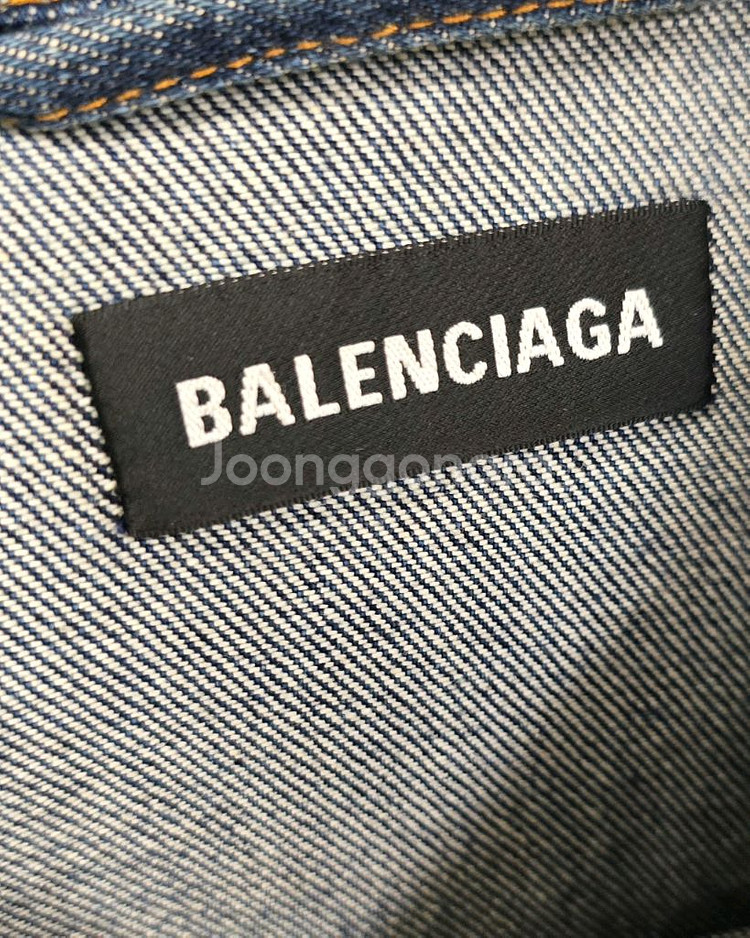 발렌시아가 백로고 데님 자켓 46사이즈 105--2