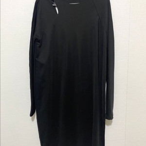 앤아더스토리즈 어깨트임 져지 원피스 77