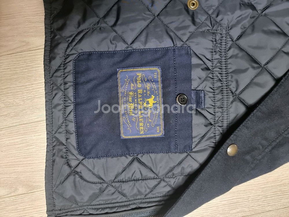 폴로 네이비 울 퀼팅조끼 m(100)팝니다.--3