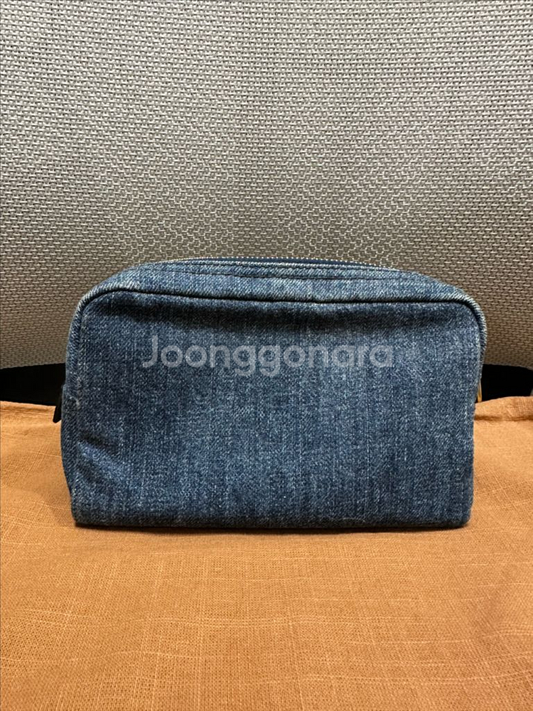 프라다 데님 파우치--8