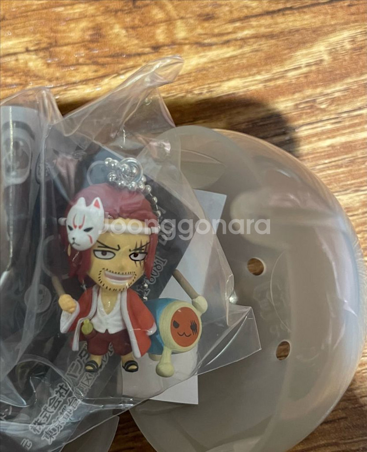 원피스x태고의달인 샹크스 키링 가챠 피규어--2