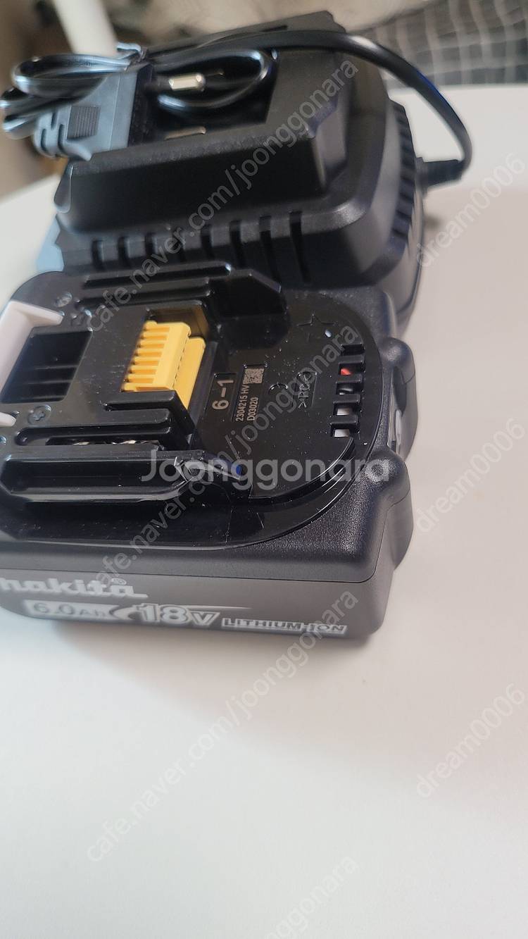 충전 전동드릴 팝니다.--4