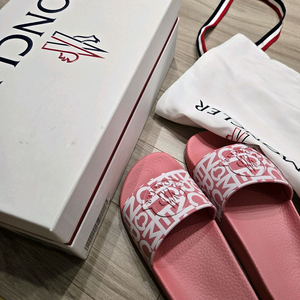 몽클레어 슬리퍼