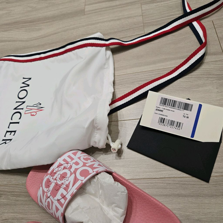 몽클레어 슬리퍼--4