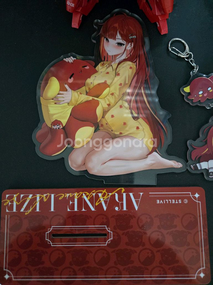 스텔라이브 아카네리제 2023 생일 굿즈 아크릴 키링--1