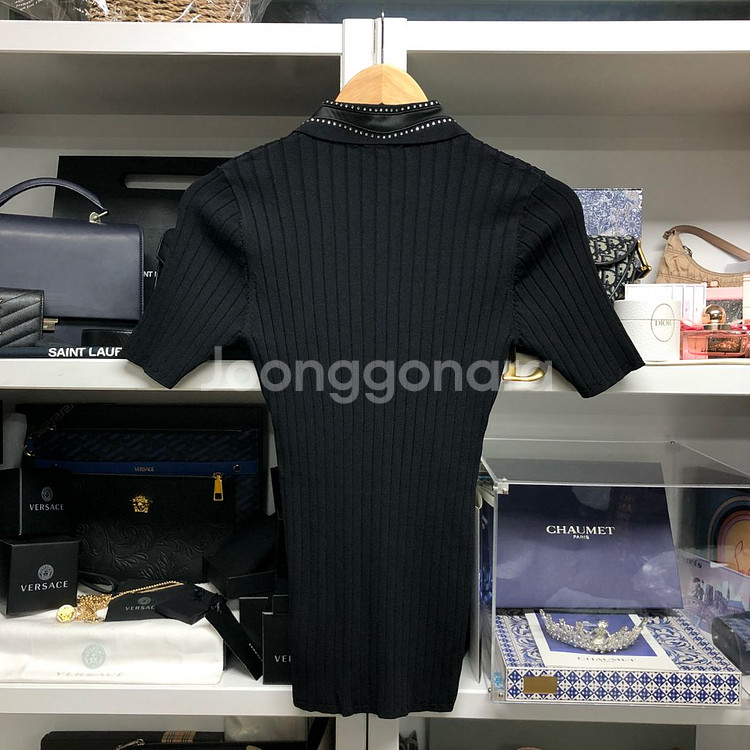 SANDRO 산드로 큐빅디테일 블랙 니트 탑--4