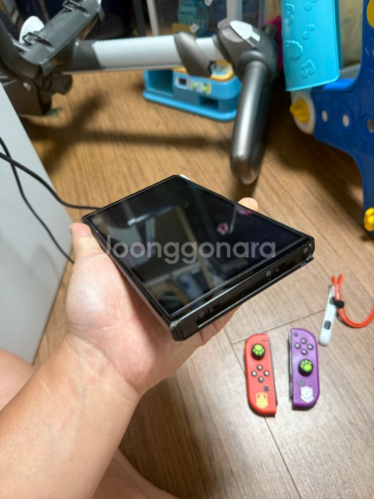 닌텐도 스위치 oled 칩 8개 포함--2