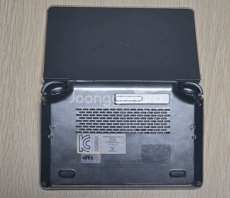 gpd win mini 2024 8840u 32 512--2