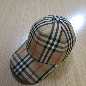 (L) 정품 버버리 아플리케 체크 볼캡