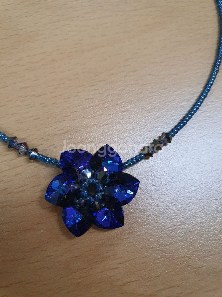 보라꽃 큐빅팬던트 비즈 목걸이--0