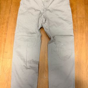 리바이스 레드탭 재팬 메이드 레귤러핏 치노팬츠 36