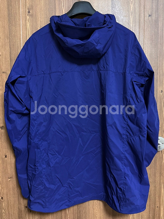 아크테릭스 스쿼미시 후디 판매합니다.--1