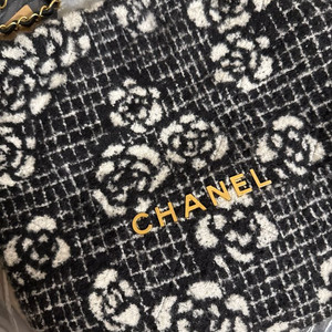 샤넬 22백 까멜리아