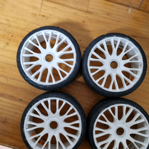GRP XM4 1/7 1/8 RC카 타이어