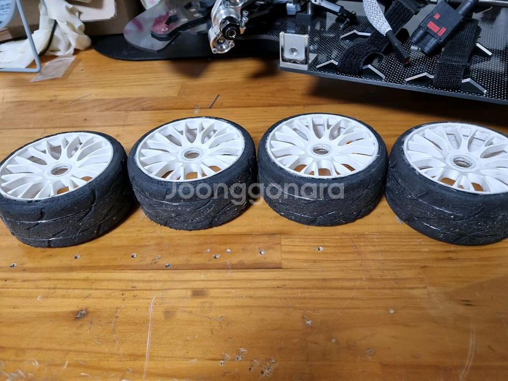 GRP XM4 1/7 1/8 RC카 타이어--1