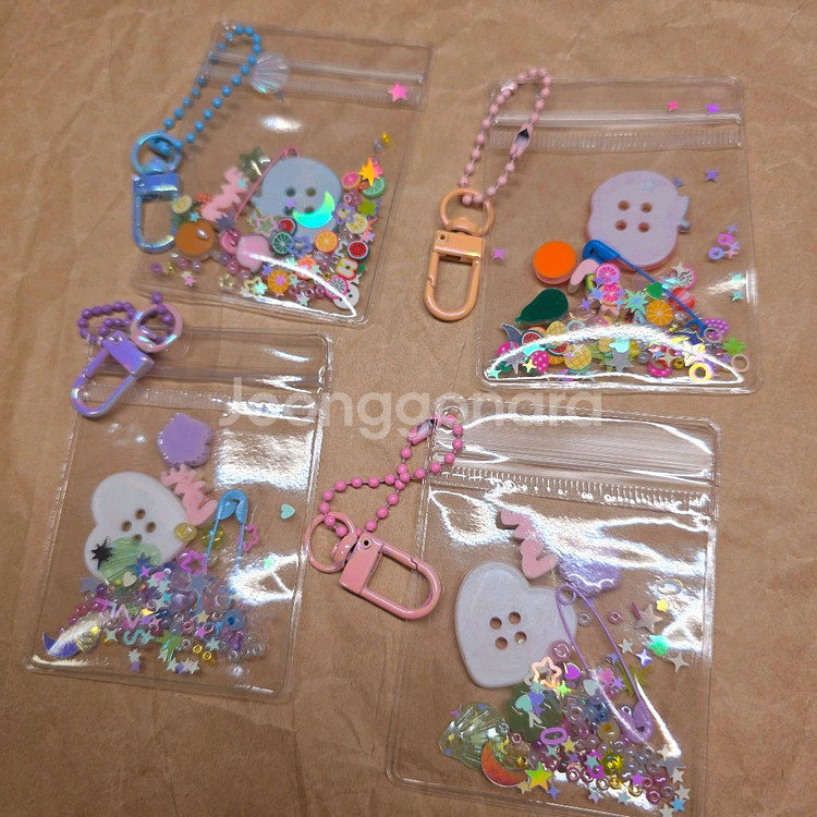 지퍼백 단추(사과, 하트) 키링 4개. D고리키링.--5