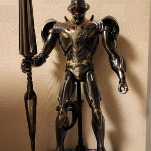 핫토이 인피니티 울트론