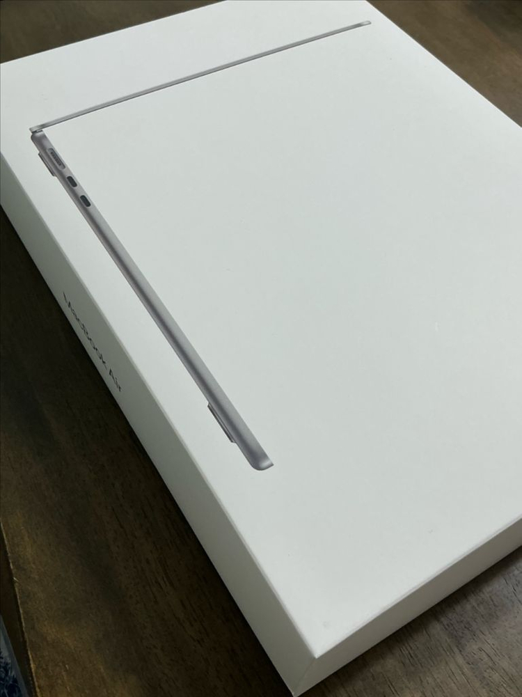 맥북에어 m3 13인치 8/256 스페이스그레이 이미지