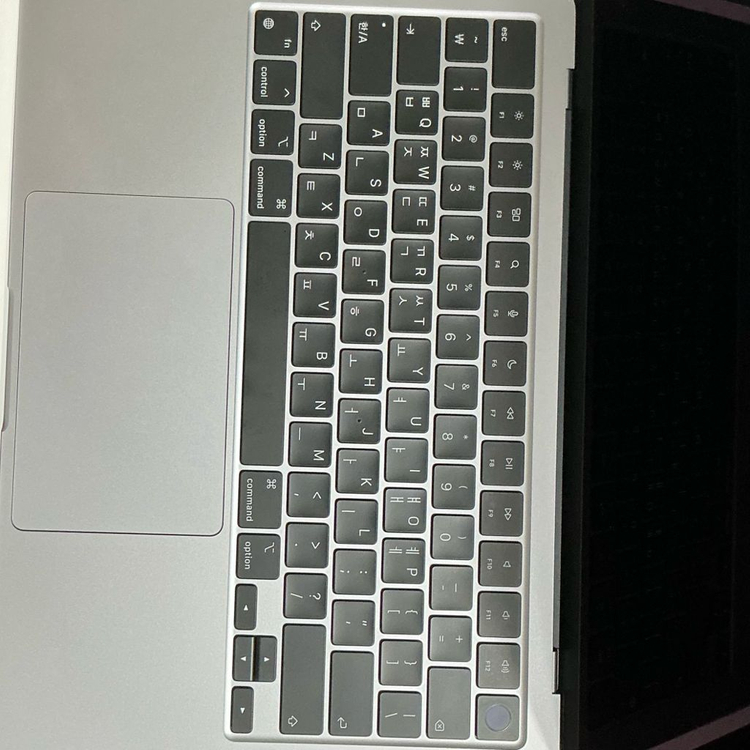 맥북에어 m3 13인치 8/256 스페이스그레이 이미지