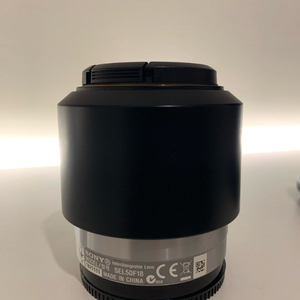sel50f18 소니렌즈