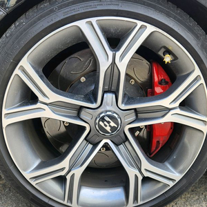 스팅어 REBS 전륜4p 세트 판매합니다