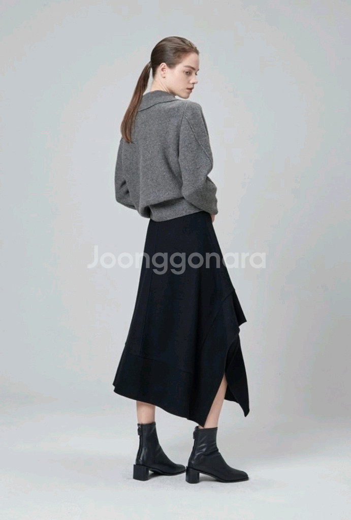 (새상품) system 시스템 언발란스 니트 스커트--1