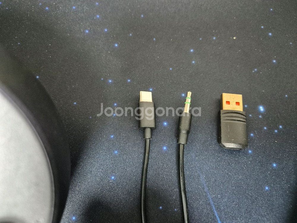 페블 v2 스피커 판매합니다.--2